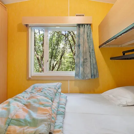 23.mobil-home Option Clim-5pers * Calviac